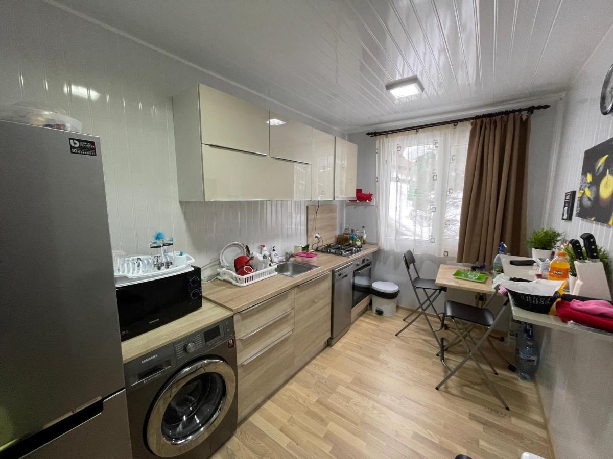 Delux Apartamente 4 Azuga Exteriér fotografie